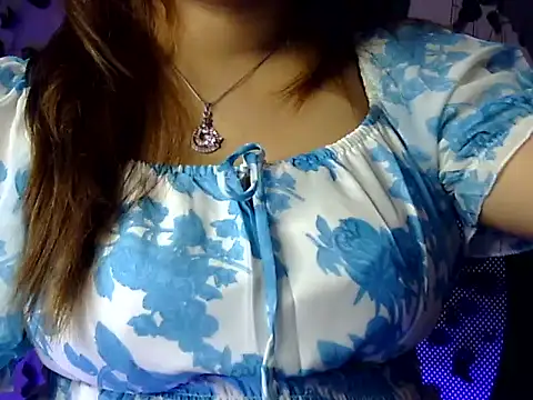 Aaliya02 online show from January 31, 2026, 8:18 pm