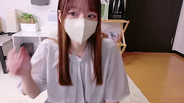 saku sakura  online show from October 5, 2025, 4:00 am