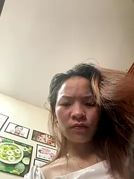    Dorry02    online show from September 27, 2025, 4:28 am