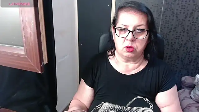 MissSanjanne online show from June 6, 2026, 2:11 pm