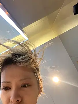 miumiu-66 online show from October 26, 2025, 1:28 pm