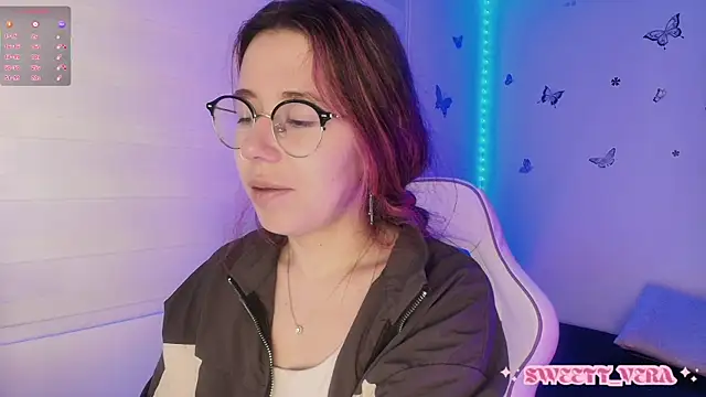 sweettvera online show from November 13, 2025, 10:25 am