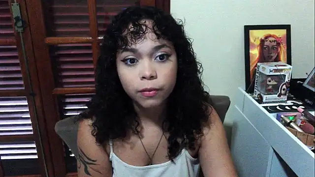 sweetamy326 online show from December 14, 2025, 9:19 pm