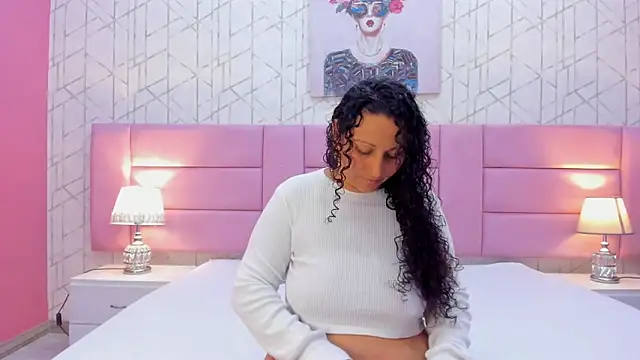 VaniaRose online show from October 24, 2025, 1:29 pm