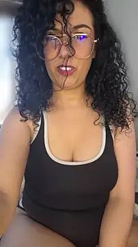 LondonHilton online show from February 23, 2026, 3:09 pm