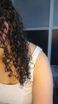 LondonHilton online show from March 28, 2026, 11:15 pm