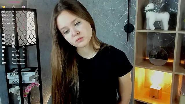 Snapshot of ElenoreReth chatting on January 14, 2026, 2:50 am ElenoreReth online show from January 14, 2026, 2:50 am