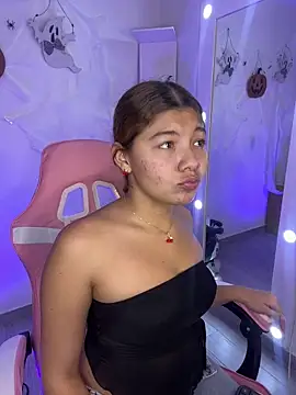 Gaby 002 online show from October 18, 2025, 2:14 am