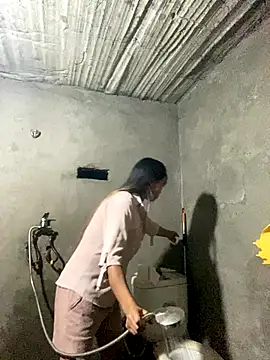 Snapshot of Suki_babyy chatting on October 19, 2025, 1:01 pm Suki babyy online show from October 19, 2025, 1:01 pm