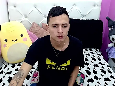 xx-kike-xx online show from September 27, 2025, 1:27 pm