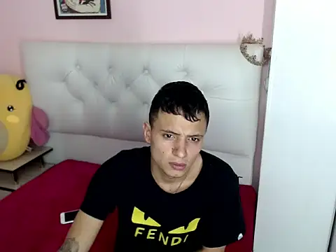 xx-kike-xx online show from October 15, 2025, 2:06 pm