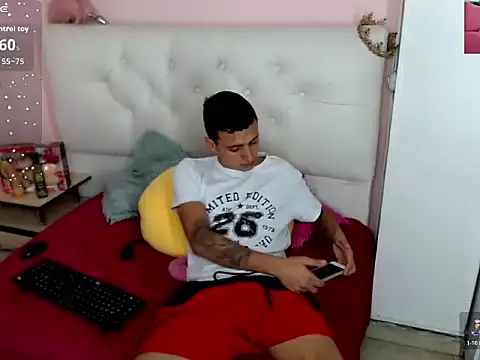 xx-kike-xx online show from October 20, 2025, 1:44 pm