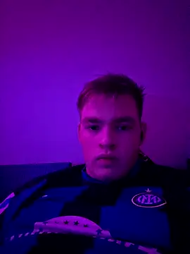 12curty online show from March 5, 2026, 7:21 pm