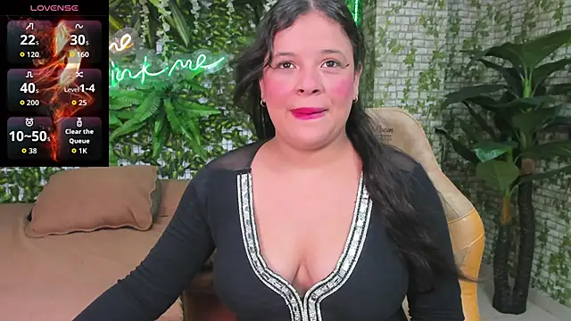 SofiaaBigBoobs online show from October 7, 2025, 12:13 pm