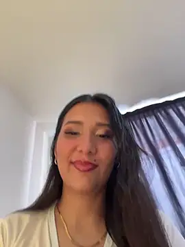 IsabellaJoness  online show from February 25, 2026, 8:07 pm