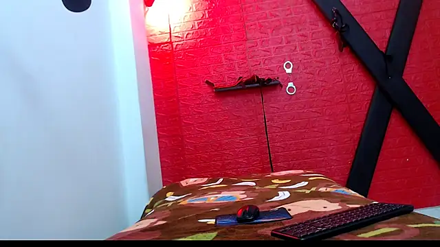 flaca8945 online show from October 8, 2025, 7:44 pm