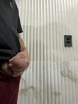 henrique61 online show from February 10, 2026, 2:26 am