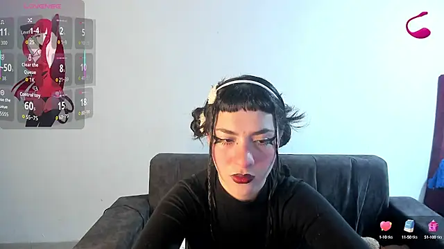 kitty  chs online show from September 30, 2025, 10:53 am