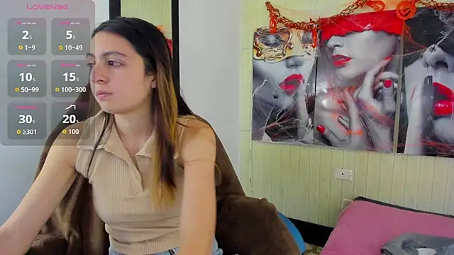 lala clark online show from November 5, 2025, 12:16 pm