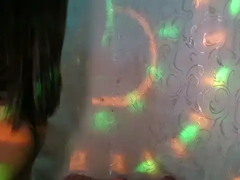 Kim25xxxx online show from November 30, 2025, 11:58 am