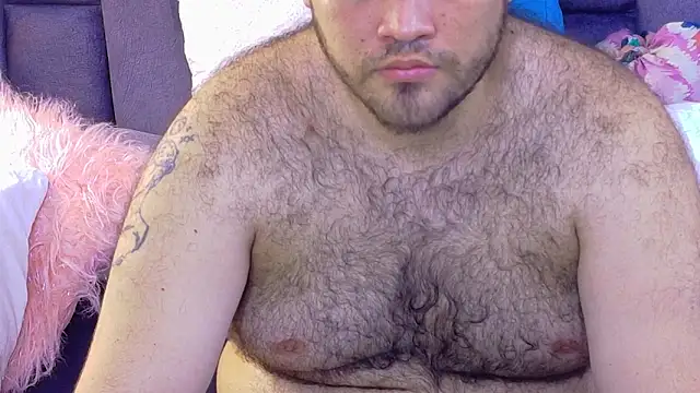 Snapshot of big_bearr chatting on October 11, 2025, 10:41 pm big bearr online show from October 11, 2025, 10:41 pm