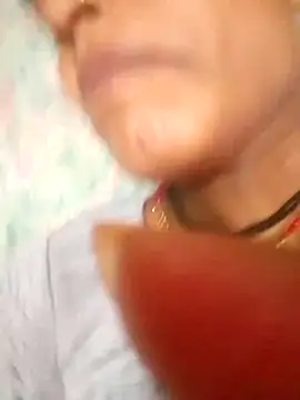 Snapshot of Cuty_kinjal chatting on June 29, 2026, 5:35 am Cuty kinjal online show from June 29, 2026, 5:35 am