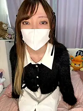 Moe v v online show from October 12, 2025, 6:01 am