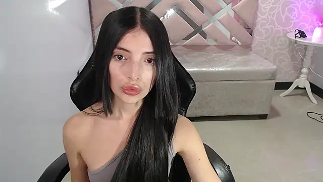 cynthia ch online show from October 3, 2025, 10:07 pm