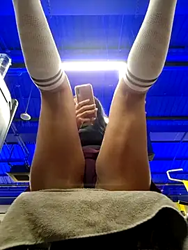 Snapshot of Coraline__dk2 chatting on October 20, 2025, 10:27 am Coraline dk2 online show from October 20, 2025, 10:27 am