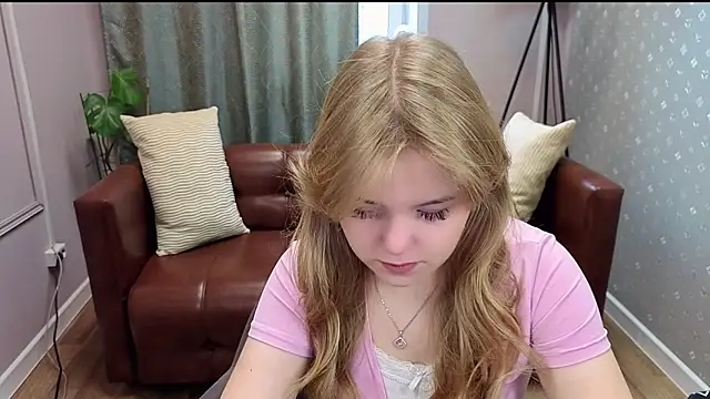 Snapshot of Melissa_199 chatting on October 20, 2025, 7:20 am Melissa 199 online show from October 20, 2025, 7:20 am