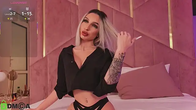 AriannaLure online show from October 11, 2025, 6:28 pm