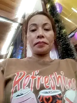 suka-bae online show from October 6, 2025, 4:04 pm