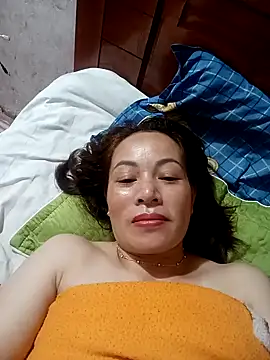 suka-bae online show from October 21, 2025, 1:28 am