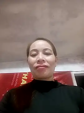 suka-bae online show from October 26, 2025, 12:33 pm