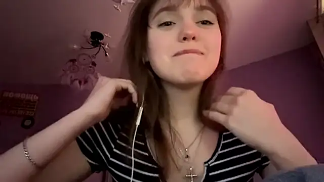 Snapshot of ShannanJou chatting on October 9, 2025, 11:19 am ShannanJou online show from October 9, 2025, 11:19 am