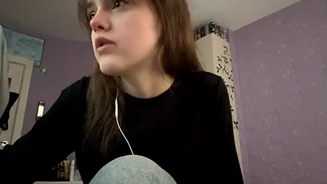 Snapshot of ShannanJou chatting on October 28, 2025, 7:12 am ShannanJou online show from October 28, 2025, 7:12 am