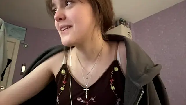 Snapshot of ShannanJou chatting on October 29, 2025, 7:10 am ShannanJou online show from October 29, 2025, 7:10 am