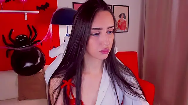 LisaFoxie online show from November 5, 2025, 10:15 am