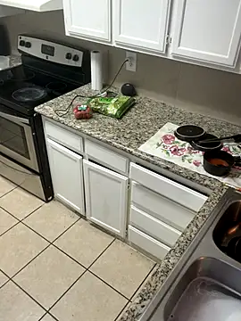 Snapshot of YeahhhitsBreezy chatting on October 25, 2025, 12:07 am YeahhhitsBreezy online show from October 25, 2025, 12:07 am