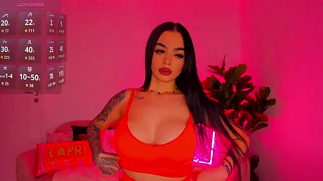 Snapshot of TiaBelle chatting on October 29, 2025, 8:21 pm TiaBelle online show from October 29, 2025, 8:21 pm