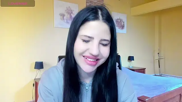 Malibu J online show from November 15, 2025, 8:44 am