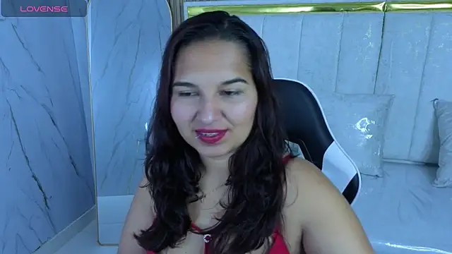 Saraah Tx online show from October 18, 2025, 3:09 am