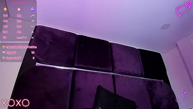 Tokio Petit online show from October 29, 2025, 4:37 am