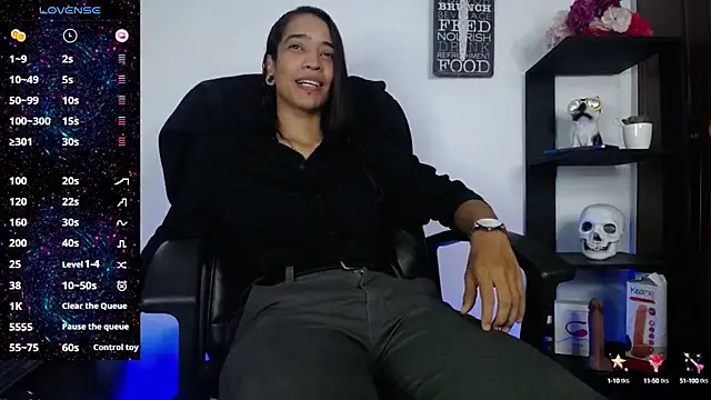 Snapshot of Amy_Hellxxx chatting on October 5, 2025, 12:03 pm Amy Hellxxx online show from October 5, 2025, 12:03 pm