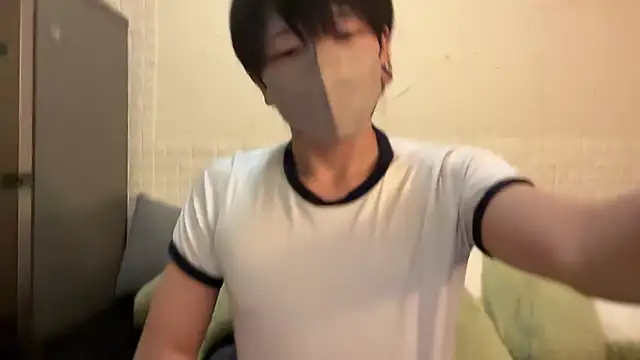 tora3220 online show from December 3, 2025, 1:31 pm