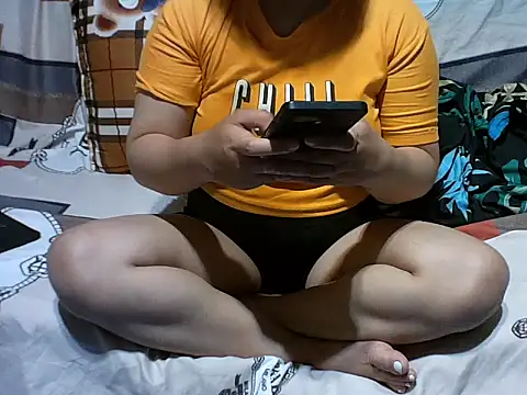 Ella marie14 online show from January 9, 2026, 2:09 pm