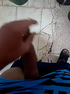 Mohamed234897 online show from November 18, 2025, 2:28 am