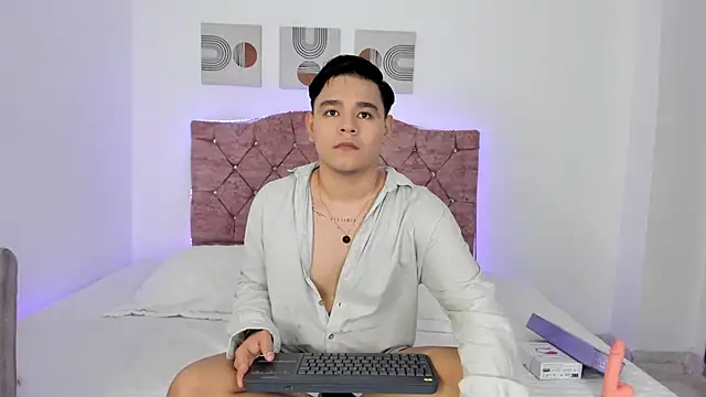 KairoBlaze online show from September 25, 2025, 4:05 am