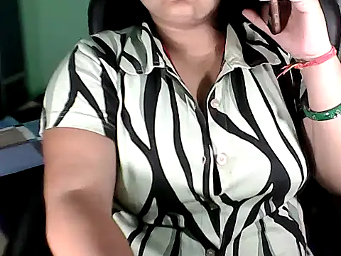 Snapshot of BABITA_KUMARII chatting on October 8, 2025, 3:53 pm BABITA KUMARII online show from October 8, 2025, 3:53 pm