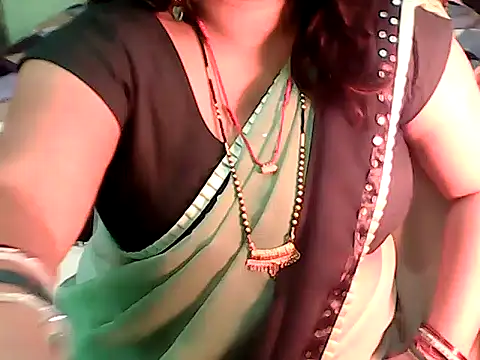 Snapshot of BABITA_KUMARII chatting on February 8, 2026, 5:49 pm BABITA KUMARII online show from February 8, 2026, 5:49 pm